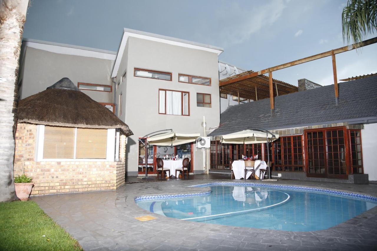 Travetel Or Tambo Airport Hotel Kempton Park Ngoại thất bức ảnh
